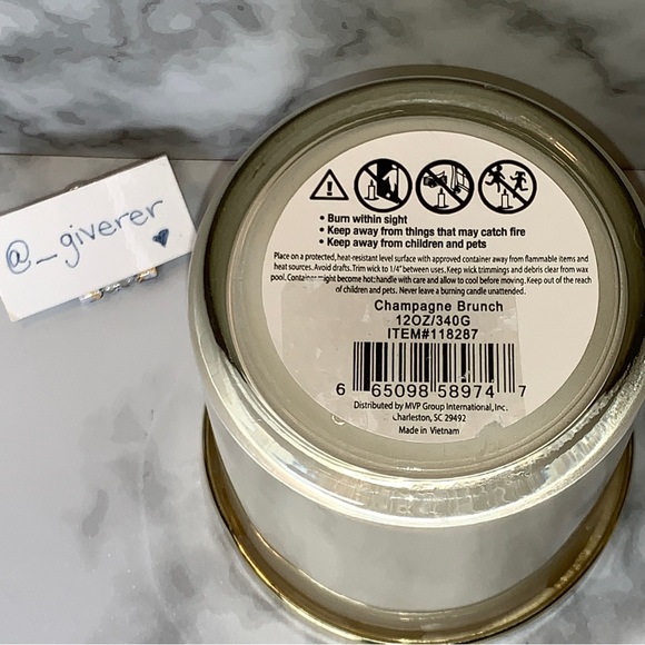 Champagne Brunch 🥂 🍾 Candle 🕯️ - Picture 5 of 8